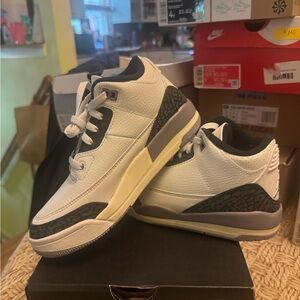 Jordan 3 white cement sz 2 youth new in box